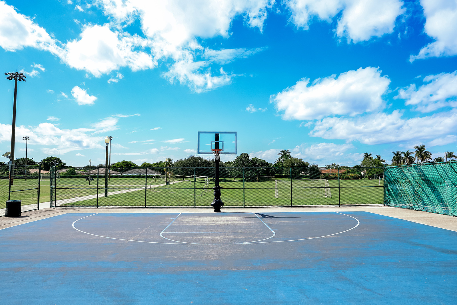 Royal Oaks Basketball Court